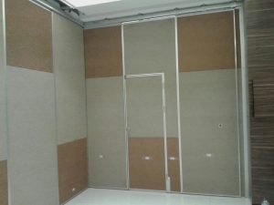penyekat ruangan