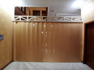 pintu lipat